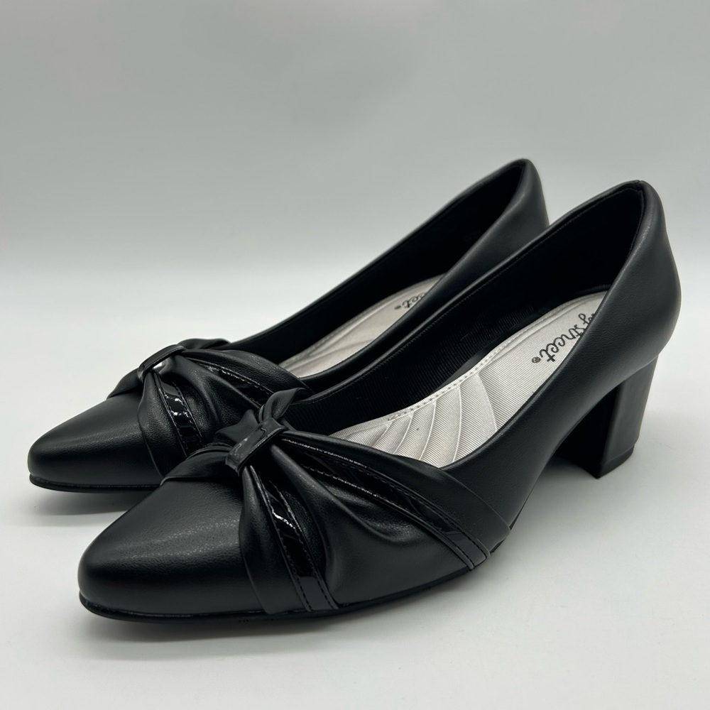 Easy Street Millie Black Pumps Size 11 Medium Low Block Heel with Patent Toe NWB - Picture 6 of 12
